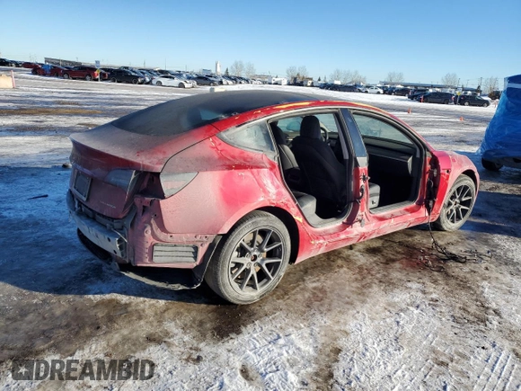 2022 Tesla Model 3 Long Range z VIN 5YJ3E1EB0NF107170, wystawiony jako Copart lot #79067033 z przebiegiem 51 921 mil mil oraz Czysty tytuł • Clean title. Historia ofert i sprzedaży dostępna na DreamBid. Obrazek 3.