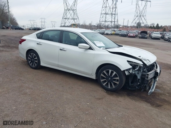 2018 Nissan Altima 2.5 SL with VIN 1N4AL3AP5JC199495, listed as a IAAI auction lot 41665962 with 136,814 mi miles. Bid and sale history available at carsss.com. Image 1.