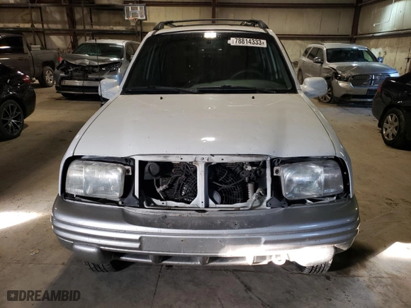 2002 Chevrolet Tracker LT with VIN 2CNBJ634126927635, listed as a Copart auction lot 78814333 with NaN miles and Salvage Title. Bid and sale history available at carsss.com. Image 5.