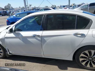 2015 Honda Accord EX-L с VIN 1HGCR6F55FA004767, выставлен на аукционе IAAI как лот 41312588 с пробегом 226 583 миль миль и . История ставок и продаж доступна на DreamBid. Изображение 15.