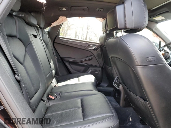 2017 Porsche Macan z VIN WP1AA2A50HLB07274, wystawiony jako Copart lot #54158365 z przebiegiem Nie podano mil oraz Czysty tytuł • Clean title. Historia ofert i sprzedaży dostępna na DreamBid. Obrazek 11.