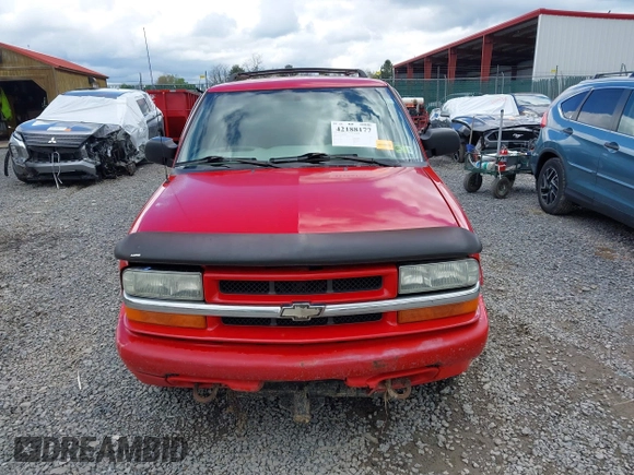 2004 Chevrolet Blazer LS z VIN 1GNDT13X64K127182, wystawiony jako IAAI lot #42188177 z przebiegiem 135 946 mil mil oraz . Historia ofert i sprzedaży dostępna na DreamBid. Obrazek 12.