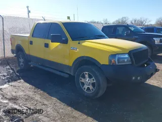 2004 Ford F-150 XLT with VIN 1FTPW145X4KC35038, listed as a IAAI auction lot 41825843 with 207,913 mi miles. Bid and sale history available at carsss.com. Image 1.
