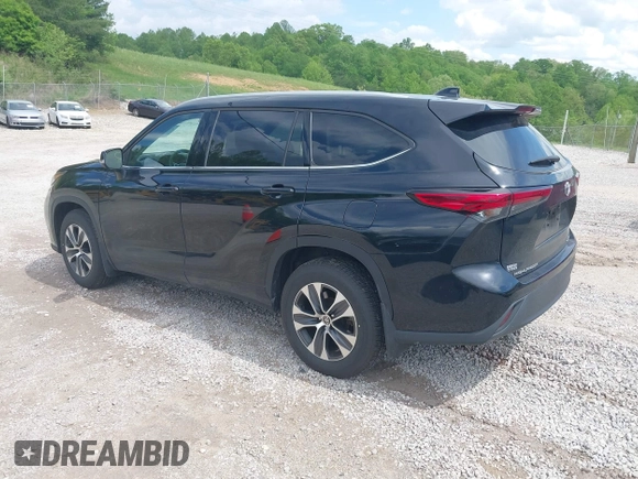 2022 Toyota Highlander XLE z VIN 5TDGZRBH3NS587245, wystawiony jako IAAI lot #42146453 z przebiegiem 74 909 mil mil oraz . Historia ofert i sprzedaży dostępna na DreamBid. Obrazek 3.