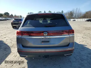 2024 Volkswagen Atlas SE with VIN 1V2HR2CA2RC536368, listed as a Copart auction lot 53490425 with 15,331 mi miles and Salvage title. Bid and sale history available at DreamBid. Image 6.