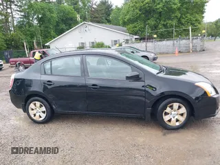 2008 Nissan Sentra S z VIN 3N1AB61E18L714507, wystawiony jako IAAI lot #42321693 z przebiegiem 206 586 mil mil oraz . Historia ofert i sprzedaży dostępna na DreamBid. Obrazek 13.