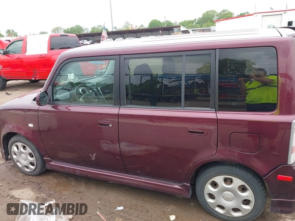 2005 Scion xB z VIN JTLKT324250193538, wystawiony jako IAAI lot #42276045 z przebiegiem 119 365 mil mil oraz . Historia ofert i sprzedaży dostępna na DreamBid. Obrazek 14.