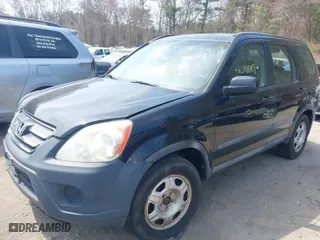 2005 Honda CR-V LX with VIN SHSRD68545U305307, listed as a IAAI auction lot 42078889 with 109,820 mi miles. Bid and sale history available at carsss.com. Image 2.