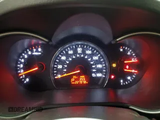 2014 Kia Sorento LX z VIN 5XYKT4A77EG499626, wystawiony jako Copart lot #49983865 z przebiegiem 227 978 mil mil oraz Nie do naprawy • Non repairable. Historia ofert i sprzedaży dostępna na DreamBid. Obrazek 9.