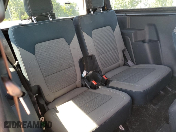 2021 Ford Bronco z VIN 1FMDE5APXMLA63439, wystawiony jako Copart lot #58100614 z przebiegiem 42 973 mil mil oraz Szkoda całkowita • Salvage title. Historia ofert i sprzedaży dostępna na DreamBid. Obrazek 11.