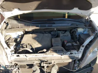 2018 Toyota Sienna XLE Auto Access Seat with VIN 5TDYZ3DC9JS907715, listed as a IAAI auction lot 41557733 with 133,270 mi miles. Bid and sale history available at carsss.com. Image 10.