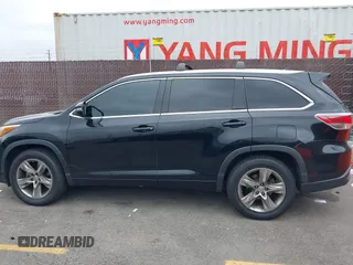 2014 Toyota Highlander Limited with VIN 5TDYKRFHXES015138, listed as a IAAI auction lot 42421746 with 130,223 mi miles and . Bid and sale history available at DreamBid. Image 14.