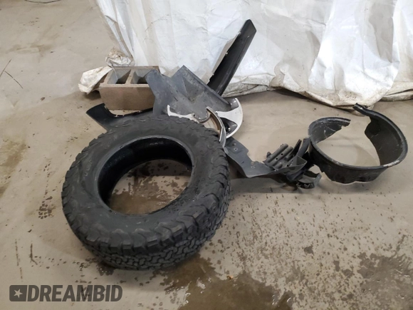 2018 Jeep Wrangler JK Unlimited Sahara with VIN 1C4HJWEG2JL848115, listed as a Copart auction lot 80292624 with 72,591 mi miles and Salvage Title. Bid and sale history available at carsss.com. Image 13.