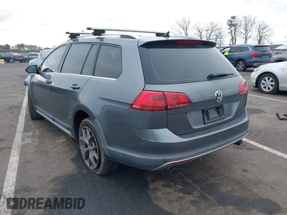 2017 Volkswagen Golf S z VIN 3VWH17AU9HM513277, wystawiony jako IAAI lot #41724269 z przebiegiem 165 315 mil mil oraz . Historia ofert i sprzedaży dostępna na DreamBid. Obrazek 3.