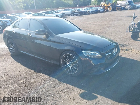 2021 Mercedes-Benz C 300 с VIN W1KWF8DB9MR642629, выставлен на аукционе IAAI как лот 42546566 с пробегом 16 002 миль миль и . История ставок и продаж доступна на DreamBid. Изображение 1.