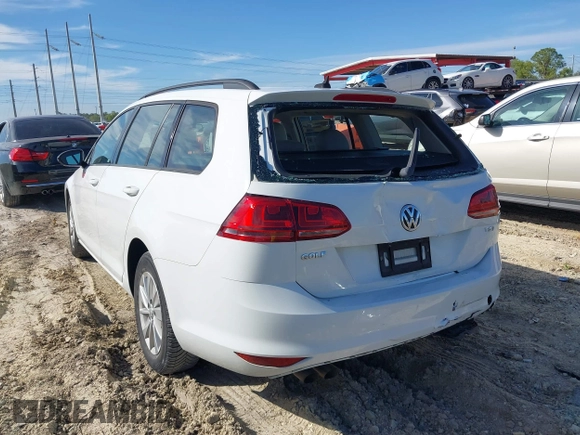 2017 Volkswagen Golf SportWagen S with VIN 3VWC17AU1HM506561, listed as a IAAI auction lot 41432944 with 58,215 mi miles. Bid and sale history available at carsss.com. Image 3.