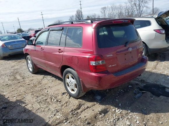 2005 Toyota Highlander with VIN JTEEP21A350110032, listed as a IAAI auction lot 41701585 with 223,277 mi miles. Bid and sale history available at carsss.com. Image 3.