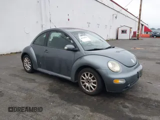 2004 Volkswagen New Beetle Coupe GLS with VIN 3VWCK31CX4M420124, listed as a IAAI auction lot 40259243 with 103,138 mi miles. Bid and sale history available at carsss.com. Image 1.