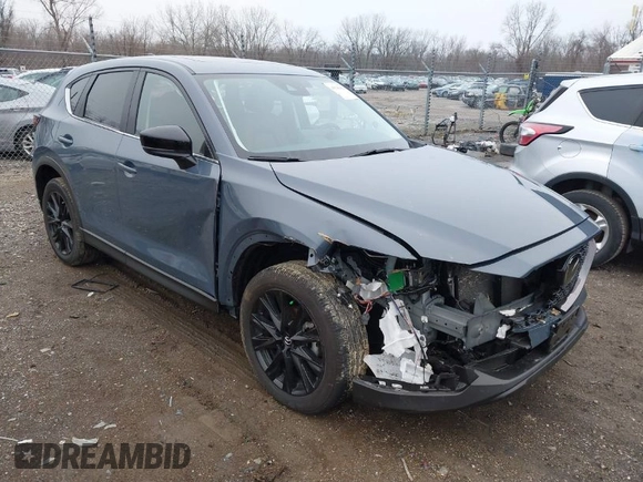 2024 Mazda CX-5 2.5 S Carbon Edition with VIN JM3KFBCL5R0430300, listed as a IAAI auction lot 41206420 with 4,726 mi miles. Bid and sale history available at carsss.com. Image 1.
