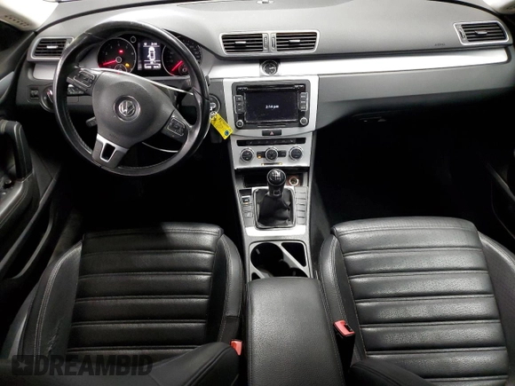 2013 Volkswagen CC Sport z VIN WVWAP7AN3DE517918, wystawiony jako Copart lot #55080285 z przebiegiem 56 408 mil mil oraz Szkody całkowita. Historia ofert i sprzedaży dostępna na DreamBid. Obrazek 8.