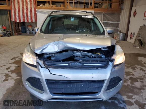 2013 Ford Escape SE with VIN 1FMCU0GX1DUA53319, listed as a Copart auction lot 45741415 with 172,849 mi miles and Salvage Title. Bid and sale history available at DreamBid. Image 5.