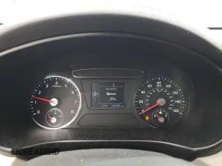 2016 Kia Sorento LX z VIN 5XYPG4A39GG061412, wystawiony jako Copart lot #57947885 z przebiegiem 134 381 mil mil oraz Szkoda całkowita • Salvage title. Historia ofert i sprzedaży dostępna na DreamBid. Obrazek 9.