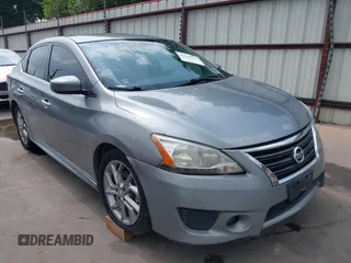 2013 Nissan Sentra SR z VIN 3N1AB7AP8DL696413, wystawiony jako IAAI lot #42116029 z przebiegiem 113 409 mil mil oraz . Historia ofert i sprzedaży dostępna na DreamBid. Obrazek 1.