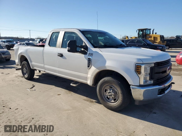 2019 Ford F-250 XL with VIN 1FT7X2A66KEC61504, listed as a Copart auction lot 85848744 with 126,112 mi miles and Salvage title. Bid and sale history available at DreamBid. Image 4.