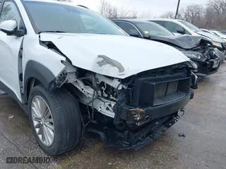 2021 Hyundai Kona SEL with VIN KM8K22AA8MU602483, listed as a IAAI auction lot 41450400 with 34,628 mi miles. Bid and sale history available at carsss.com. Image 6.