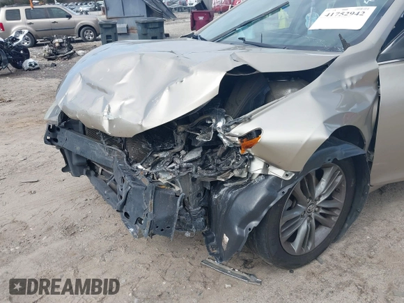 2015 Toyota Camry XLE with VIN 4T1BF1FK8FU017566, listed as a IAAI auction lot 41752942 with 196,495 mi miles and . Bid and sale history available at DreamBid. Image 6.