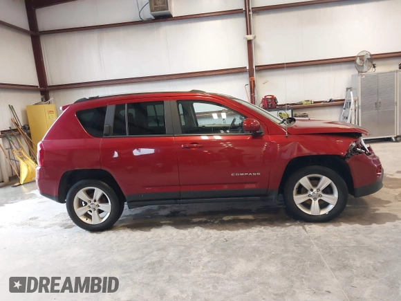 2016 Jeep Compass Latitude z VIN 1C4NJDEB5GD587688, wystawiony jako IAAI lot #41968742 z przebiegiem 113 791 mil mil oraz . Historia ofert i sprzedaży dostępna na DreamBid. Obrazek 13.