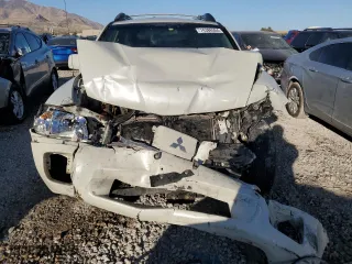2005 Mitsubishi Endeavor XLS with VIN 4A4MM31S95E017342, listed as a Copart auction lot 74386504 with 0 mi miles and Salvage Title. Bid and sale history available at carsss.com. Image 5.