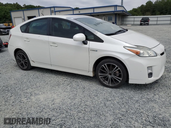 2010 Toyota Prius II z VIN JTDKN3DU6A0026709, wystawiony jako Copart lot #57300385 z przebiegiem Nie podano mil oraz Szkoda całkowita • Salvage title. Historia ofert i sprzedaży dostępna na DreamBid. Obrazek 4.