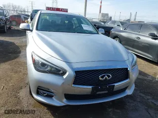 2015 Infiniti Q50 Premium with VIN JN1BV7AR4FM424012, listed as a IAAI auction lot 41821323 with 154,110 mi miles. Bid and sale history available at carsss.com. Image 6.