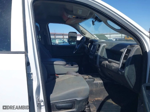 2018 Ram 2500 Tradesman with VIN 3C6TR5CT4JG377988, listed as a IAAI auction lot 41737821 with 125,512 mi miles. Bid and sale history available at carsss.com. Image 5.