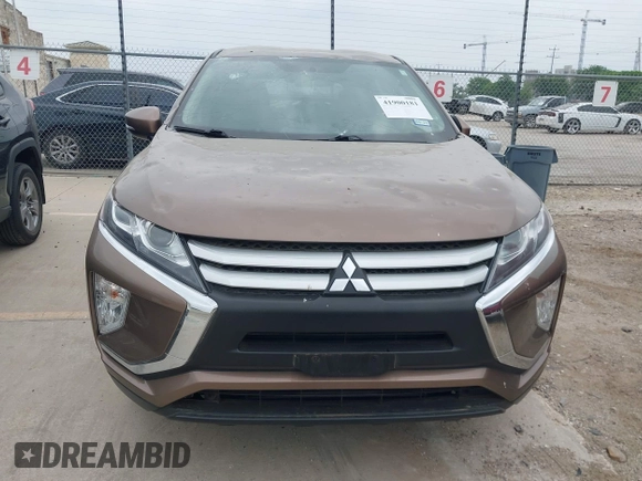 2020 Mitsubishi Eclipse Cross ES z VIN JA4AS3AAXLZ021438, wystawiony jako IAAI lot #41900181 z przebiegiem 91 306 mil mil oraz . Historia ofert i sprzedaży dostępna na DreamBid. Obrazek 12.