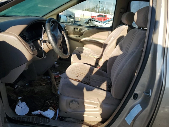 2001 Toyota Sienna CE with VIN 4T3ZF19C41U392115, listed as a Copart auction lot 43378475 with 152,438 mi miles and Salvage Title. Bid and sale history available at carsss.com. Image 7.