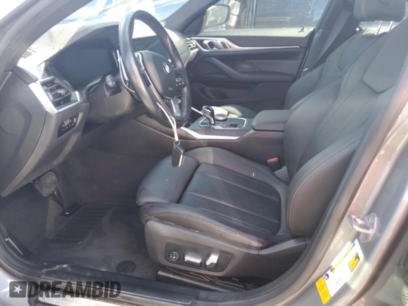 2023 BMW 4 Series 430i z VIN WBA63AV03PFN78162, wystawiony jako Copart lot #75037154 z przebiegiem Nie podano mil oraz Nie do naprawy • Non repairable. Historia ofert i sprzedaży dostępna na DreamBid. Obrazek 7.
