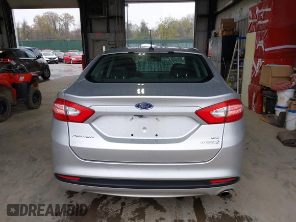 2013 Ford Fusion SE Hybrid with VIN 3FA6P0LU2DR319335, listed as a IAAI auction lot 42007573 with 135,099 mi miles. Bid and sale history available at carsss.com. Image 16.