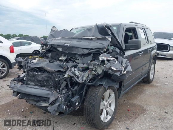 2017 Jeep Patriot High Altitude z VIN 1C4NJRFBXHD113930, wystawiony jako IAAI lot #42463936 z przebiegiem 90 087 mil mil oraz . Historia ofert i sprzedaży dostępna na DreamBid. Obrazek 18.