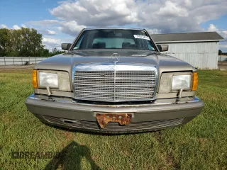 1986 Mercedes-Benz 420 420SEL with VIN WDBCA35D2GA246302, listed as a Copart auction lot 71673274 with 101,975 mi miles and Clean Title. Bid and sale history available at carsss.com. Image 5.