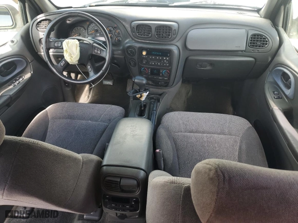 2004 Chevrolet TrailBlazer LT with VIN 1GNDT13S742439905, listed as a Copart auction lot 50907455 with 119,990 mi miles and Salvage Title. Bid and sale history available at carsss.com. Image 8.