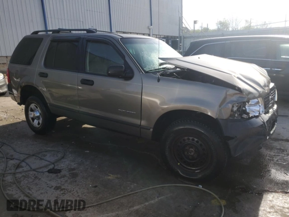 2004 Ford Explorer XLS with VIN 1FMZU72K74UA98831, listed as a Copart auction lot 53464105 with 135,612 mi miles and Non repairable. Bid and sale history available at DreamBid. Image 4.