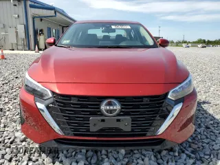 2024 Nissan Sentra SV with VIN 3N1AB8CV2RY338963, listed as a Copart auction lot 61761405 with 33,309 mi miles and Clean title. Bid and sale history available at DreamBid. Image 5.