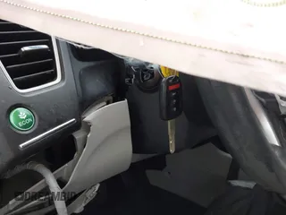 2014 Honda Civic LX z VIN 19XFB2F55EE228884, wystawiony jako IAAI lot #41411520 z przebiegiem Nie podano mil oraz . Historia ofert i sprzedaży dostępna na DreamBid. Obrazek 11.