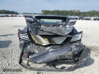 2019 Honda Clarity Plug-In Hybrid with VIN JHMZC5F12KC004076, listed as a Copart auction lot 70198693 with 105,325 mi miles. Bid and sale history available at carsss.com. Image 6.
