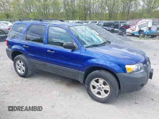 2006 Ford Escape XLT with VIN 1FMYU931X6KD04817, listed as a IAAI auction lot 41375874 with 98,200 mi miles and . Bid and sale history available at DreamBid. Image 1.