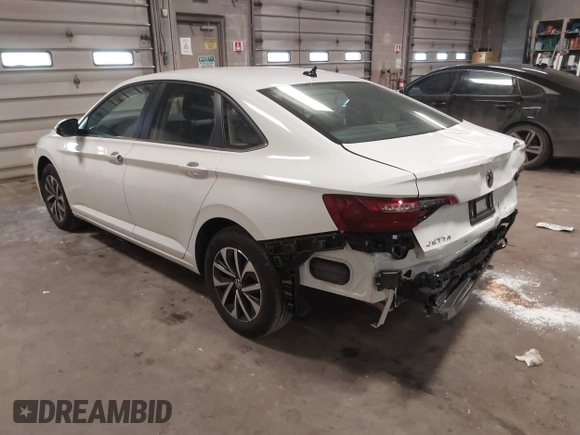 2024 Volkswagen Jetta S with VIN 3VW5M7BU9RM071109, listed as a IAAI auction lot 41517014 with 4,523 mi miles and . Bid and sale history available at DreamBid. Image 3.