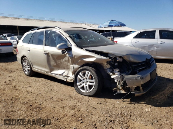 2014 Volkswagen Jetta TDI w/Sunroof & Nav with VIN 3VWPL7AJ3EM608019, listed as a Copart auction lot 69928393 with 83,390 mi miles and Clean title. Bid and sale history available at DreamBid. Image 4.