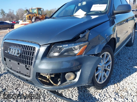 2009 Audi Q5 Premium Plus z VIN WA1KK78R79A030922, wystawiony jako IAAI lot #41451822 z przebiegiem 227 757 mil mil oraz . Historia ofert i sprzedaży dostępna na DreamBid. Obrazek 11.
